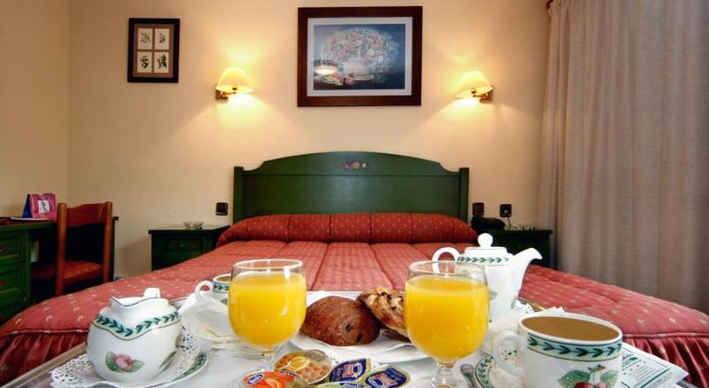اتاق استاندارد, Rutllan & Spa