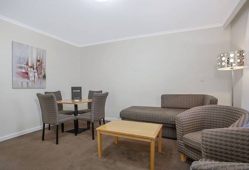 패밀리 스위트, Mid City Motel Warrnambool