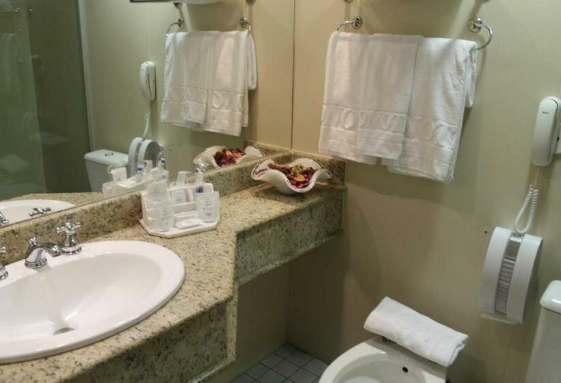 اتاق لوکس چهار تخته, Rio Aeroporto Hotel Galeão