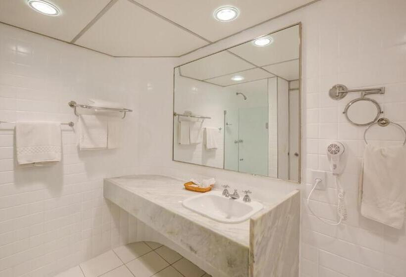 اتاق لوکس چهار تخته, Rio Aeroporto Hotel Galeão