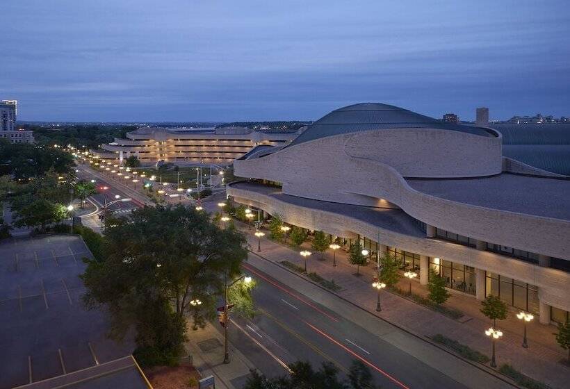 Номер Deluxe, Four Points By Sheraton Hotel & Conference Centre Gatineau Ottawa