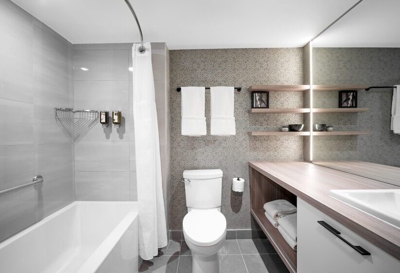 Номер Deluxe, Lake Louise Inn