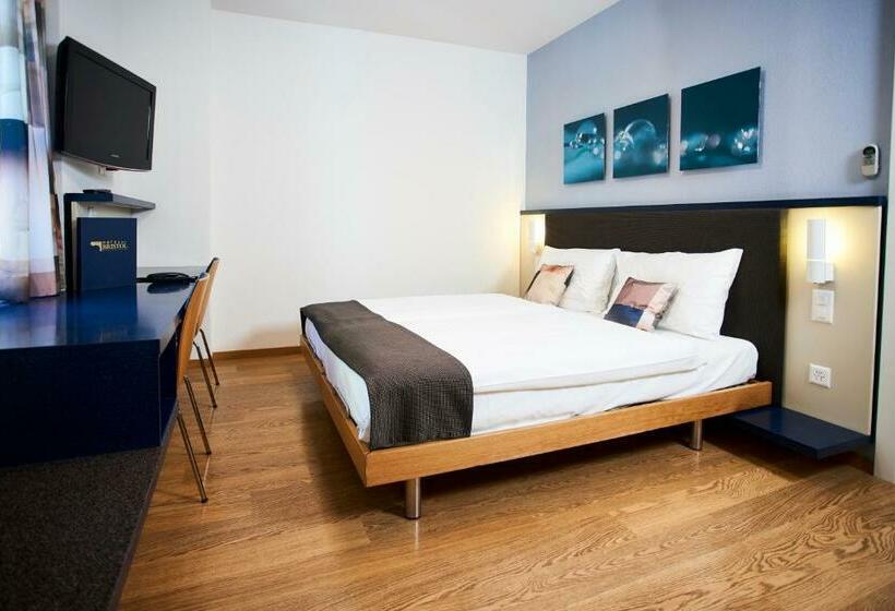 اتاق استاندارد با تخت بزرگ, Bristol Zurich