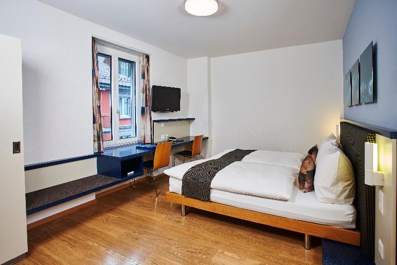 اتاق استاندارد با تخت بزرگ, Bristol Zurich