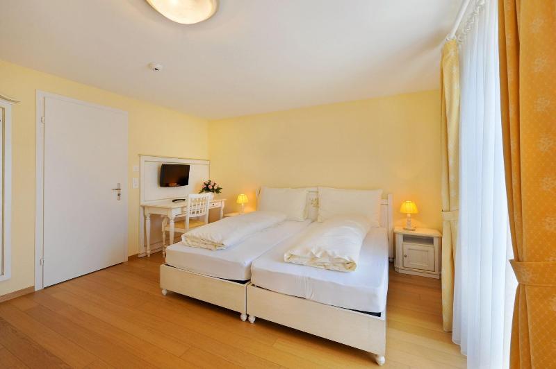 اتاق استاندارد با چشم‌انداز دریاچه, Seehof Hotel Du Lac