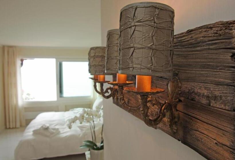 两卧家庭套房, Villa Orselina  Small Luxury