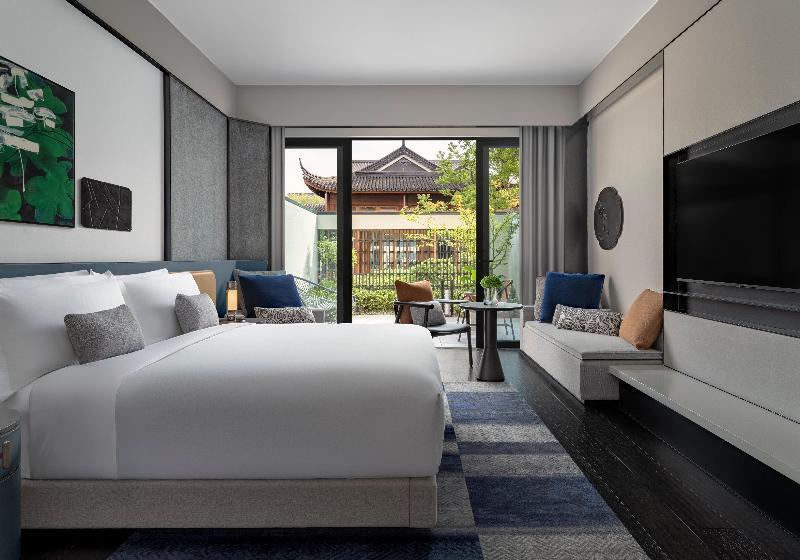 Стандартный Номер Кровать Кинг, Kimpton Bamboo Grove Suzhou, An Ihg
