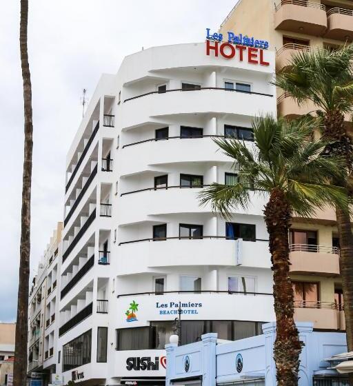 اتاق اساندارد با چشم‌انداز جانبی به دریا, Les Palmiers Beach Boutique Hotel & Luxury Apartments