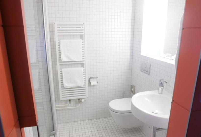 Номер Стандарт, Berliner Hof
