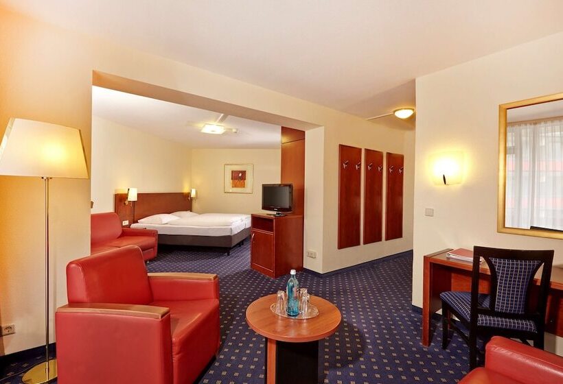 Семейный Номер, Plaza Inn Goslar