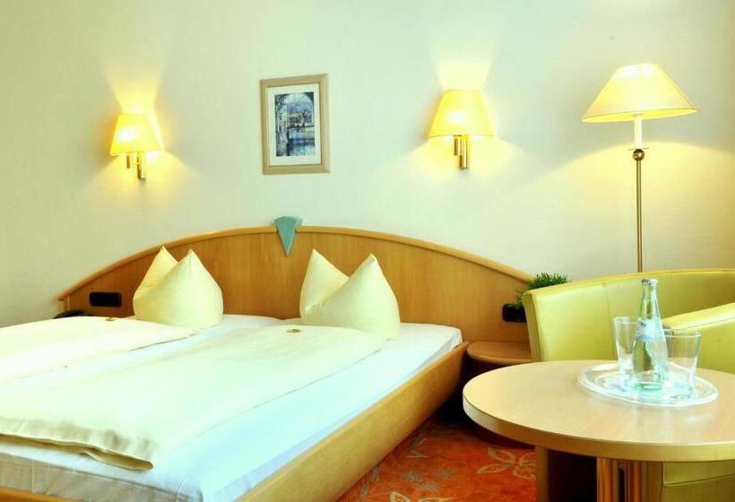 Quarto Clássico, Stadt München