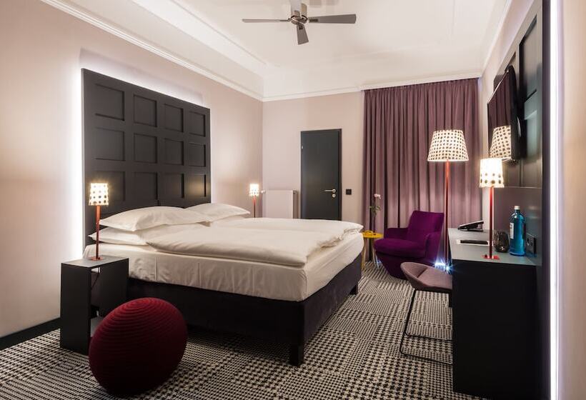 اتاق استاندارد, The Midtown