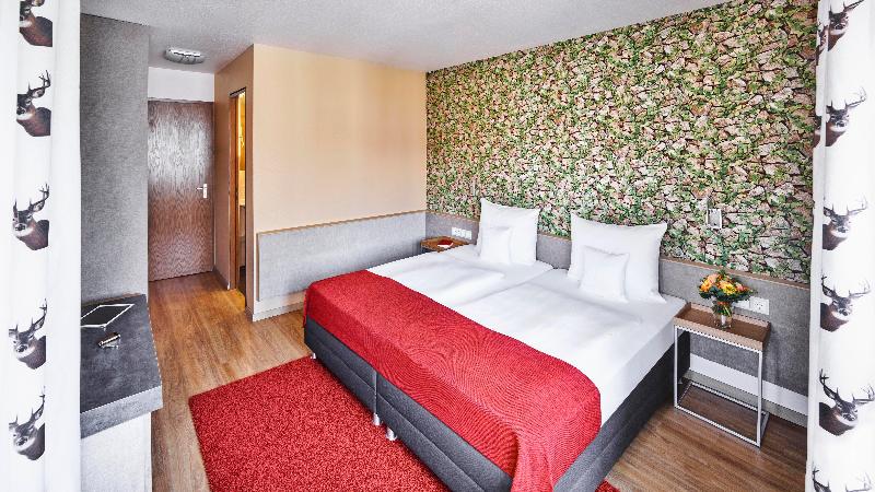 Comfort Room, Hirsch