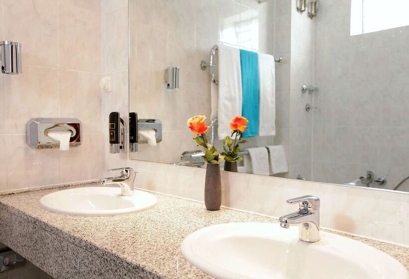 اتاق استاندارد سه نفره, Trip Inn Klee Am Park Wiesbaden