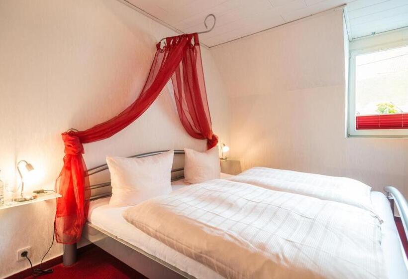 Люкс, Moselromantik Hotel Zum Löwen