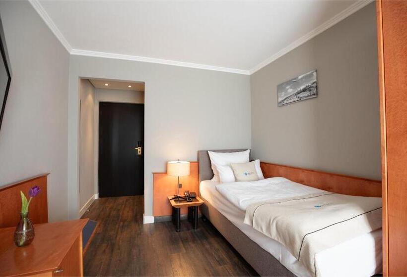 Номер Стандарт Индивидуальный, Select Hotel Friedrichshafen