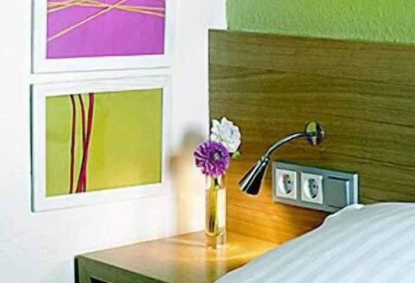 اتاق استاندارد, Business & Budget Hotel Tessin