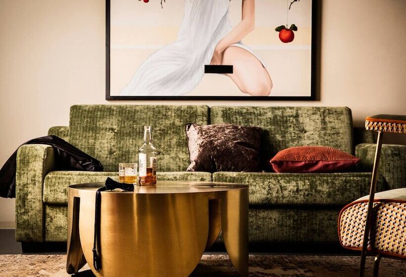 سوئیت راحتی, Jams Music Hotel Munich