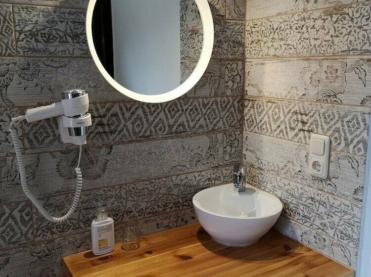 Quarto Economy, Rothenburger Hof
