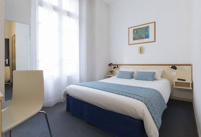Номер Стандарт, Hôtel Aneto