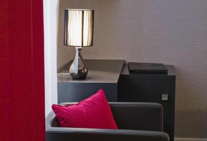 غرفة قياسية, Hostellerie Du Chapeau Rouge