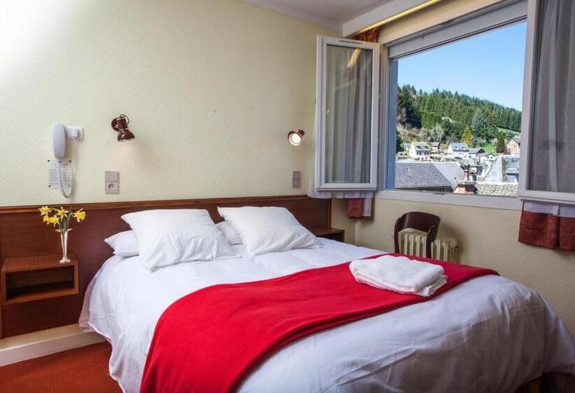 Номер Стандарт Трехместный, Hôtel Beauséjour