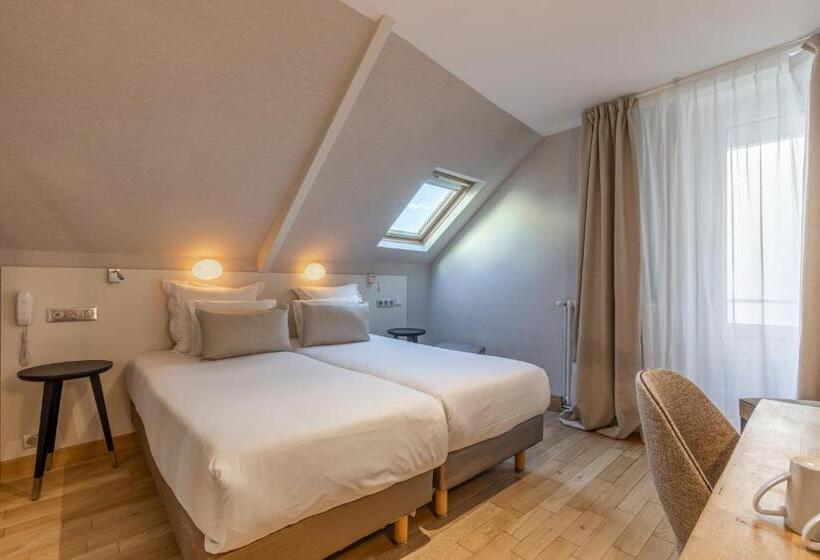 اتاق استاندارد سه نفره, Kyriad Saint Malo Centre Plage