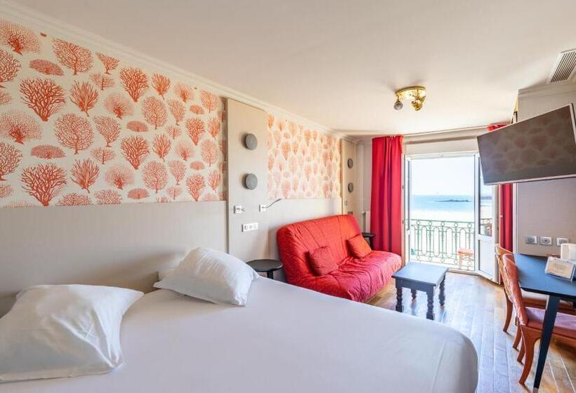 اتاق استاندارد چهار تخته با چشم‌انداز دریا, Kyriad Saint Malo Centre Plage