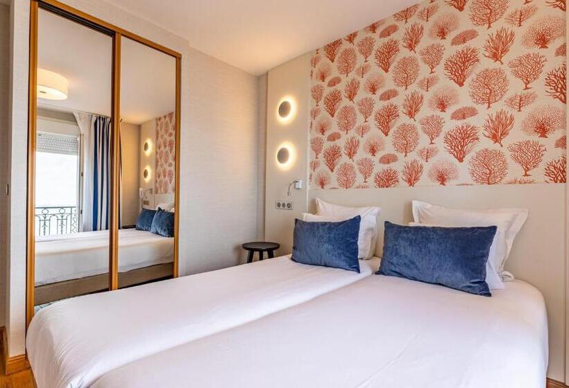 اتاق استاندارد با چشم‌انداز دریا, Kyriad Saint Malo Centre Plage