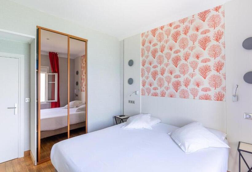 اتاق استاندارد با چشم‌انداز دریا, Kyriad Saint Malo Centre Plage