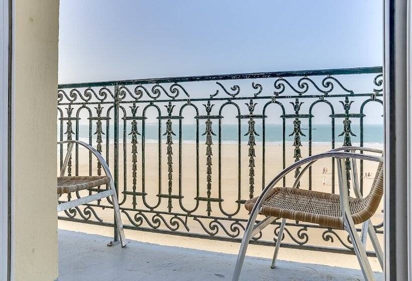 اتاق استاندارد با چشم‌انداز دریا, Kyriad Saint Malo Centre Plage