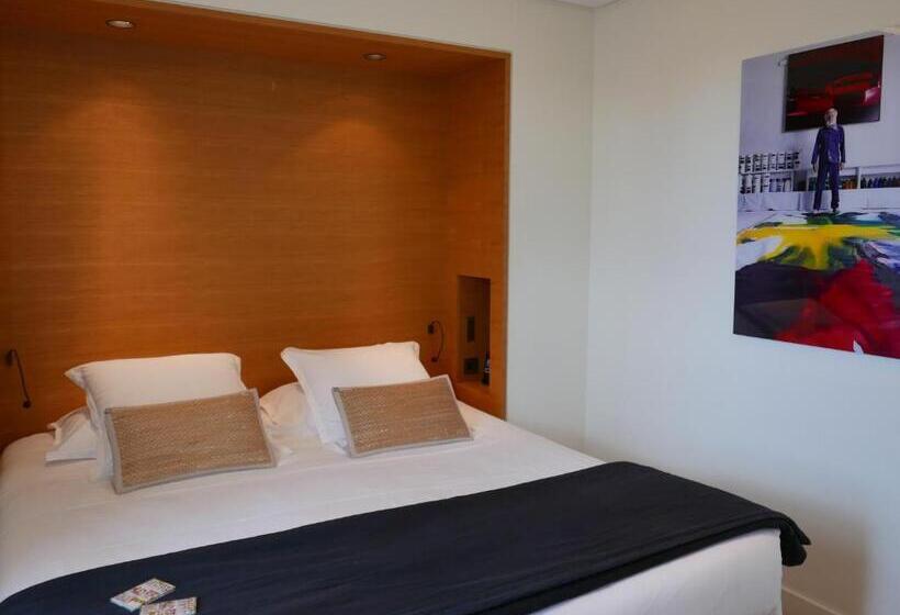سوییت, Marignan Champs Elysees