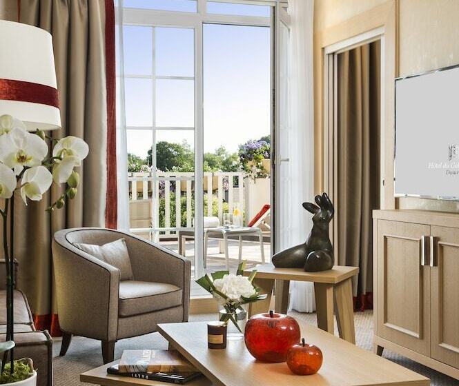 Люкс Повышенной Комфортности, Hôtel Barrière L Hôtel Du Golf