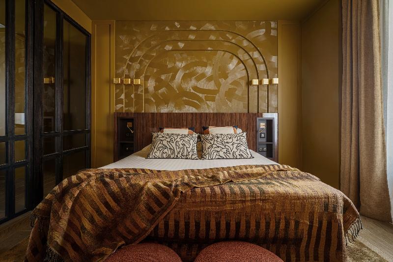 스위트, Gounod Fully Renovated