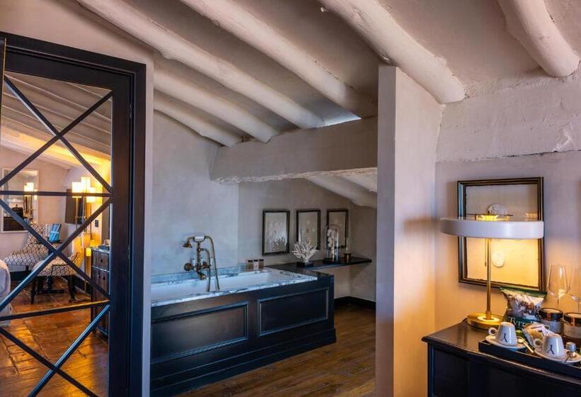Quarto Deluxe Vista Mar, Le Yaca Saint Tropez