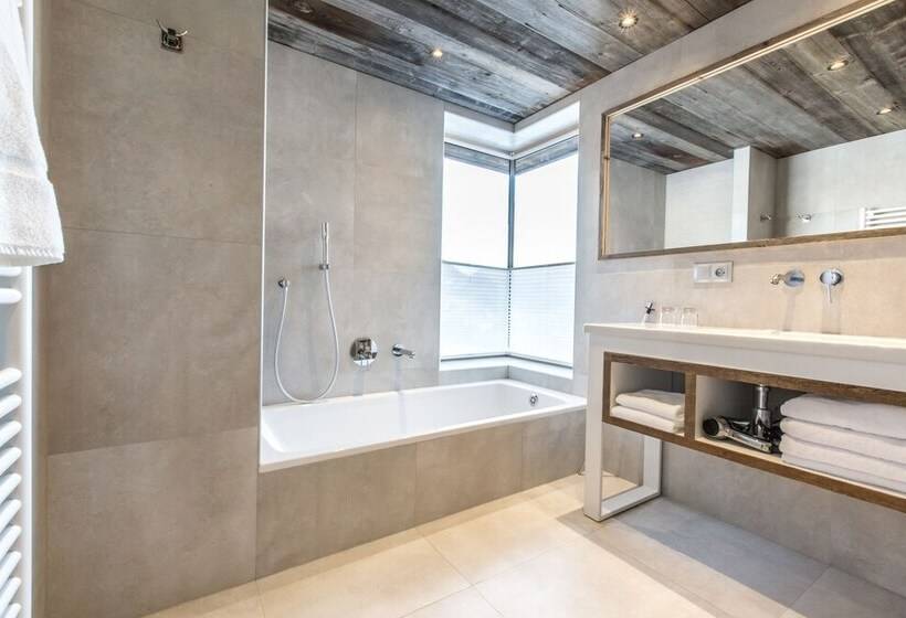 اتاق استاندارد, Chalet Hotel Crychar