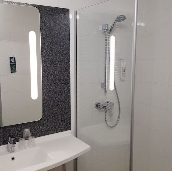 Номер Стандарт, Ibis Ales Centreville