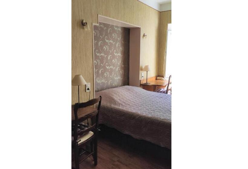 Номер Стандарт, Le Manoir