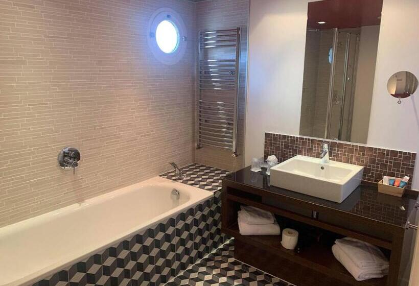 اتاق لوکس, Les Pleiades Hôtel Spa Restaurant