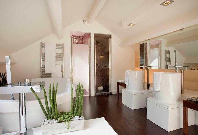 سوییت دوبلکس, Les Pleiades Hôtel Spa Restaurant