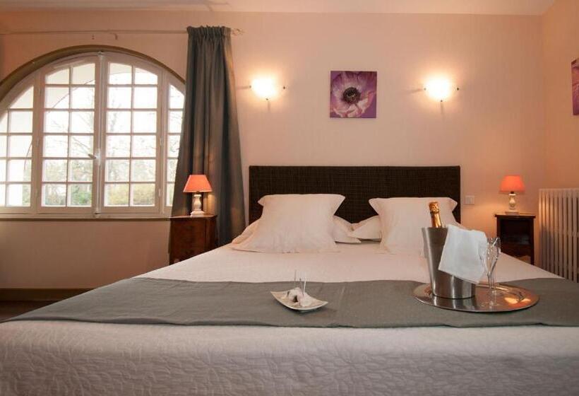 اتاق استاندارد در طبقه همکف, Logis Hôtel Restaurant Le Coq Hardi