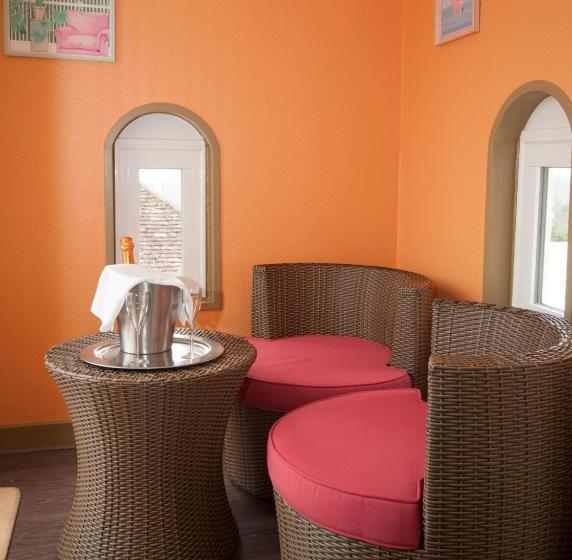 اتاق استاندارد, Logis Hôtel Restaurant Le Coq Hardi