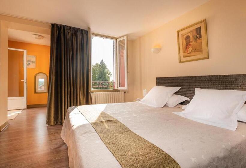 اتاق استاندارد, Logis Hôtel Restaurant Le Coq Hardi