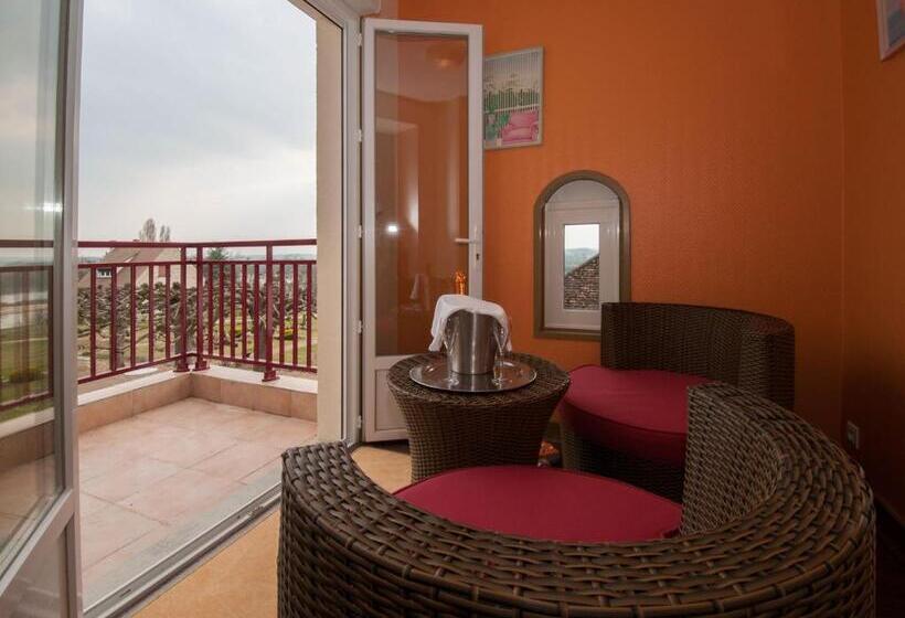 اتاق استاندارد, Logis Hôtel Restaurant Le Coq Hardi