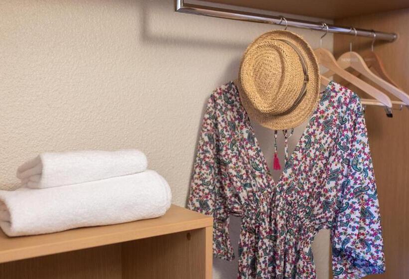 اتاق سوپریور, Novotel Geneve Aeroport
