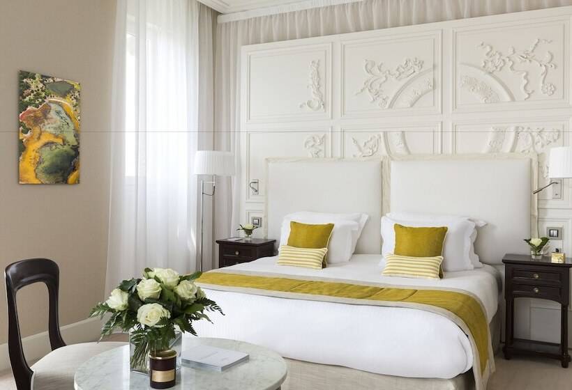 اتاق سوپریور, Barriere Le Royal La Baule