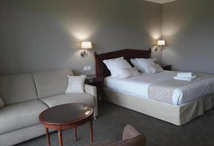 Семейный Номер, Logis Hôtels  Hôtel Et Restaurant Domaine De Fompeyre