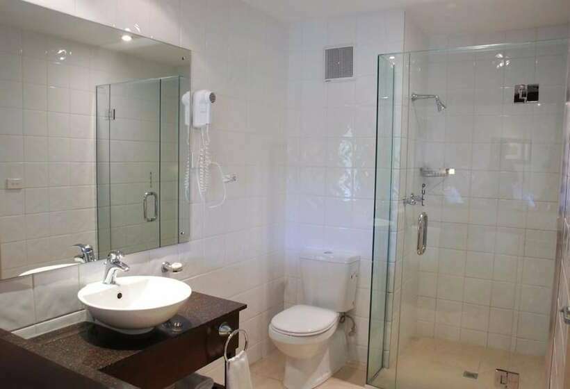 Executive Room, Tanoa Waterfront
