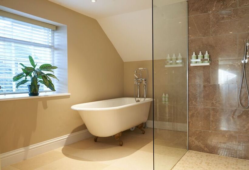 Полулюкс, Homewood Hotel & Spa   Small Luxury Hotels Of The World