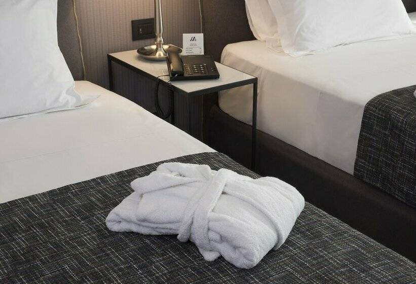 수피리어 트리플 룸, Astor Hotel Athens